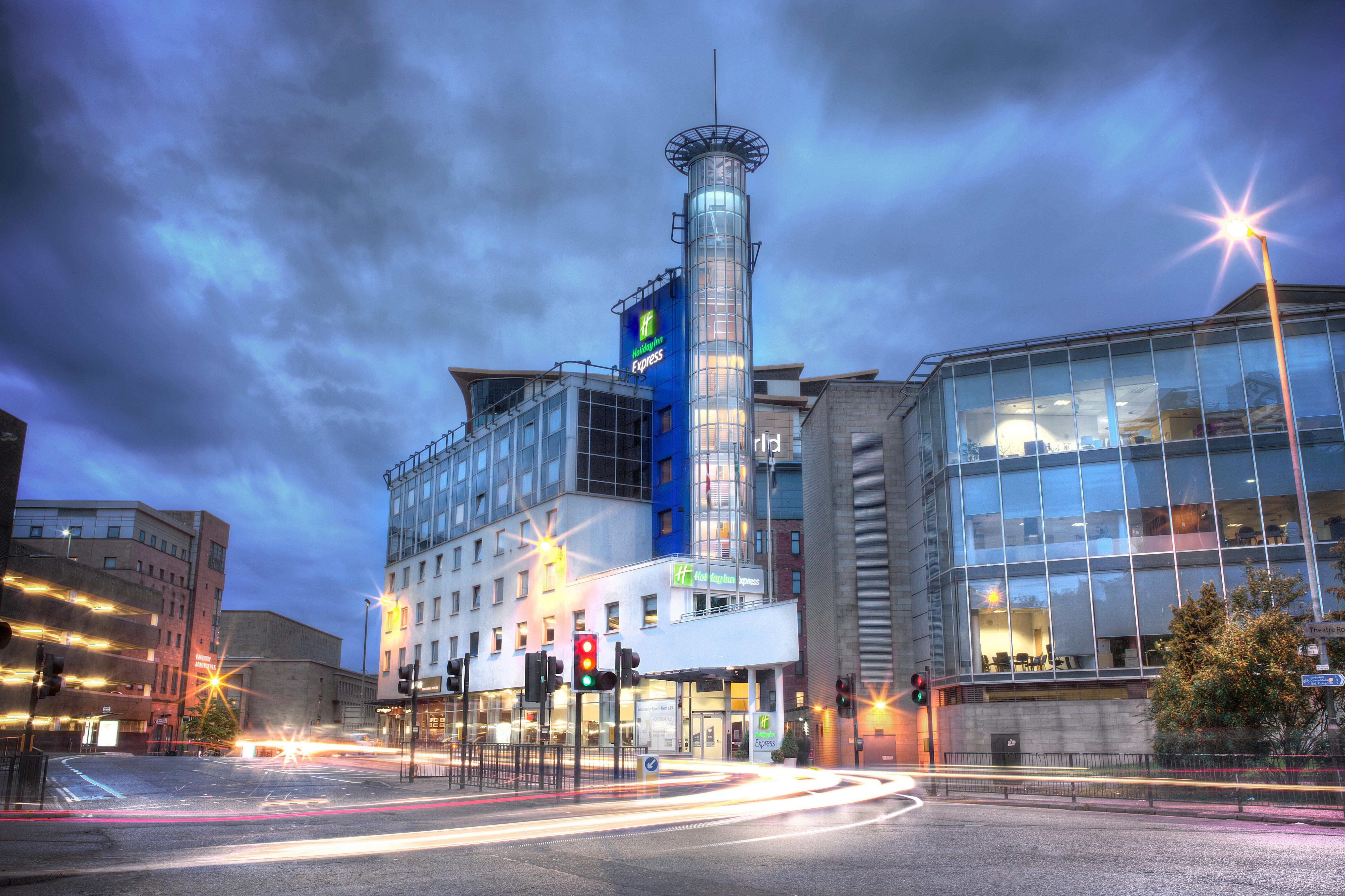 Holiday Inn Express - Glasgow - City Ctr Theatreland By Ihg Bagian luar foto