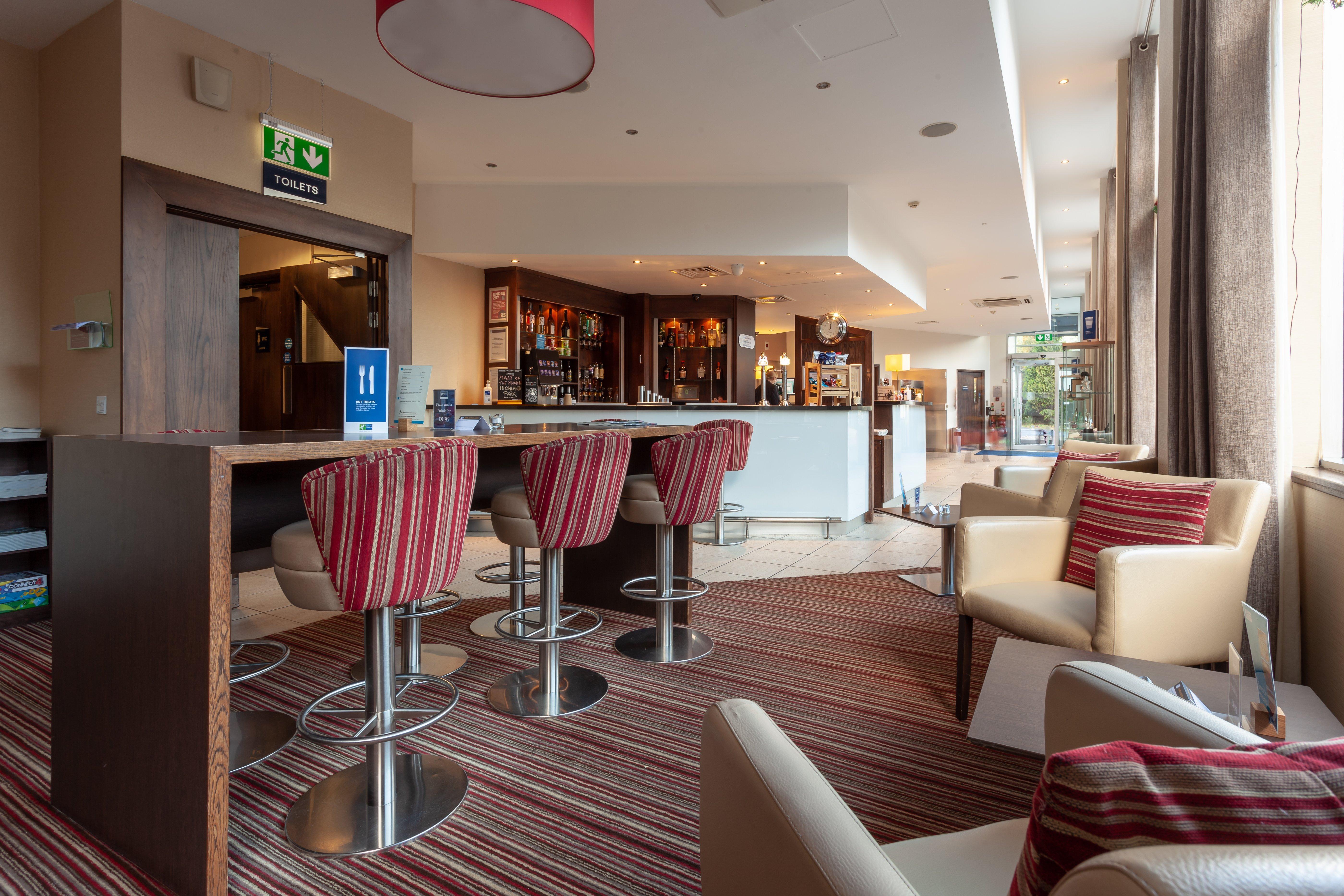 Holiday Inn Express - Glasgow - City Ctr Theatreland By Ihg Bagian luar foto